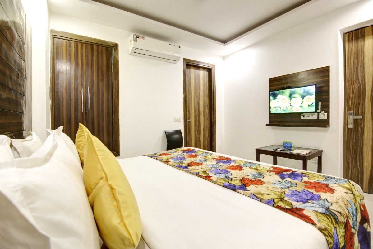 Hotel Devrana Delhi Airport 19